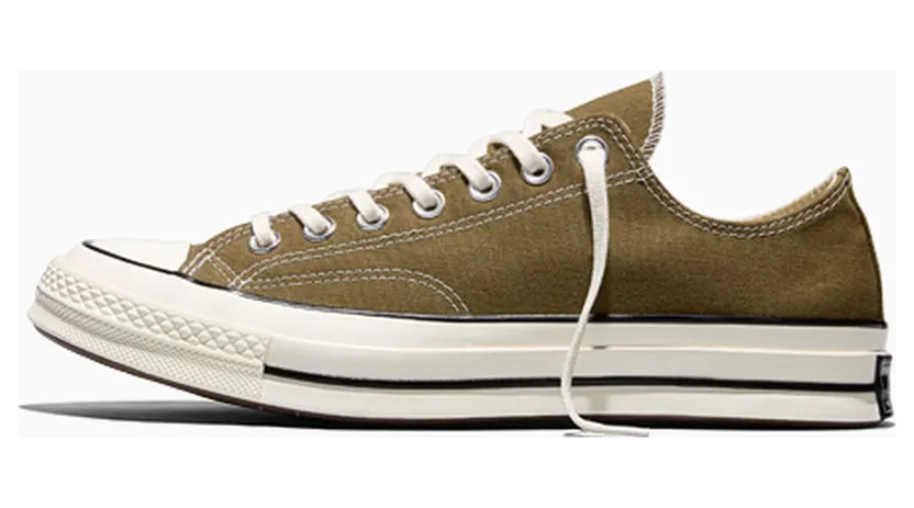 converse-chuck-taylor-all-star A18162C