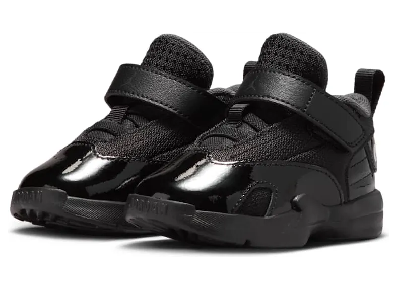 air-jordan-max-aura FQ8296-001