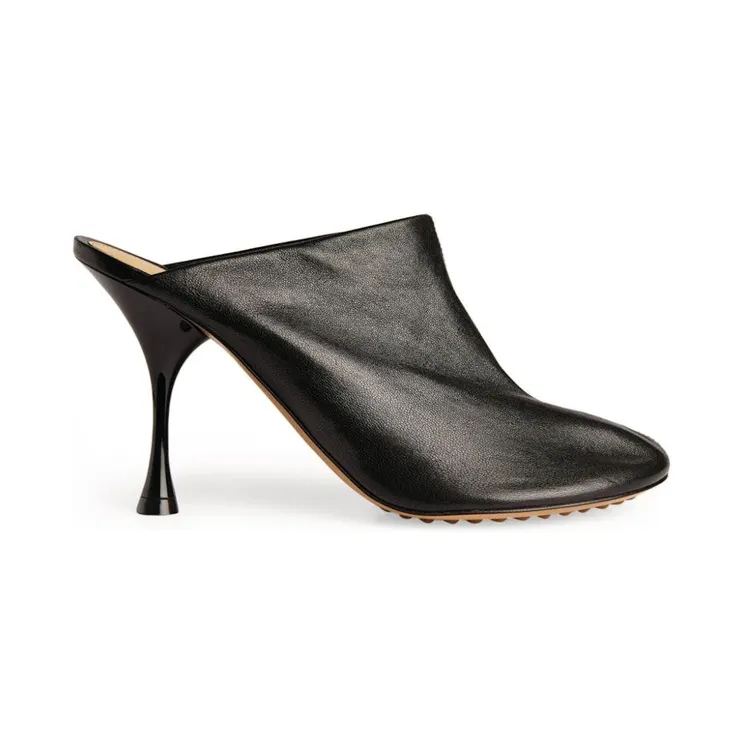 Bottega Veneta Leather Sandal Black (667191VBP401000)
