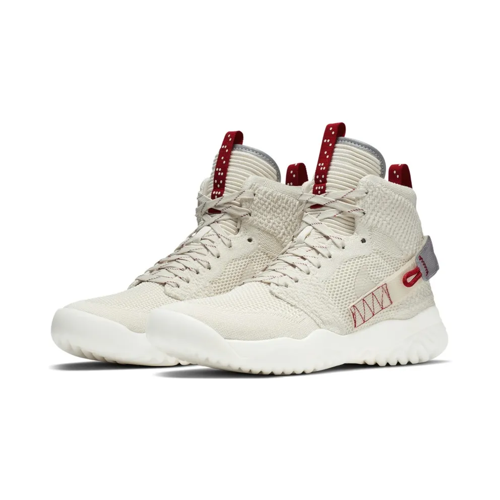 Jordan Apex React Bio Beige Bio Beige/Light Cream-Sail-University Red-Reflect Silver-White (BQ1311-206)