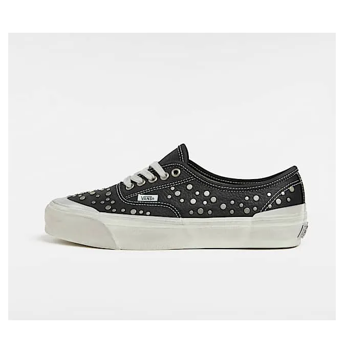 Vans Premium Authentic Nocturnal Black Studded Leather (VN000EGZBPR)