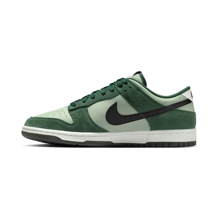 Nike Dunk Low Retro SE “Jade Horizon / Fir / Summit White / Black” (IB6399-301)