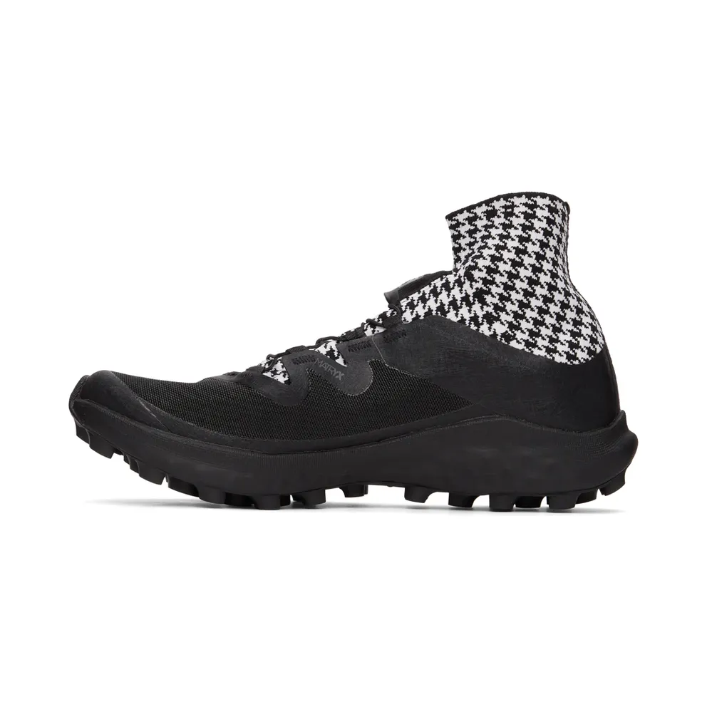 Comme des Garçons Black & White Salomon Edition Cross (GH-K103-001)