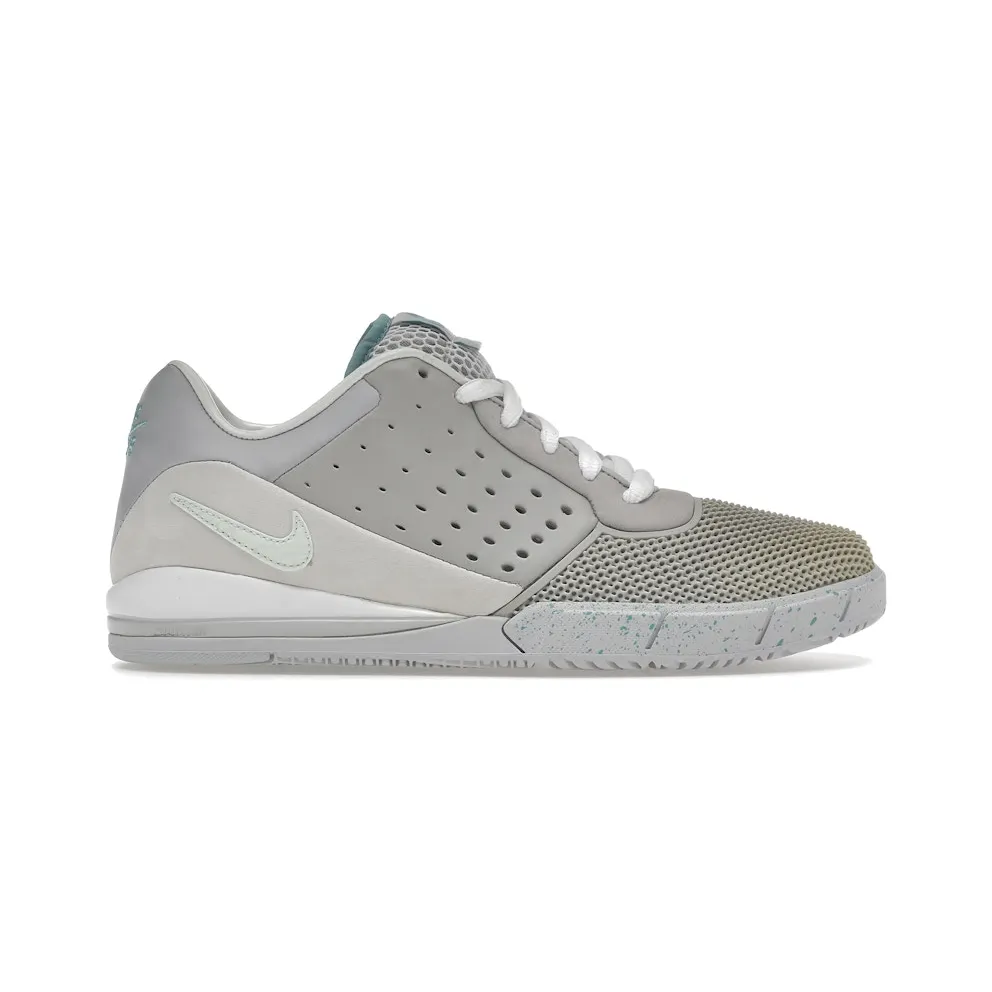 Nike SB Zoom Tre AD McFly (318235-001)