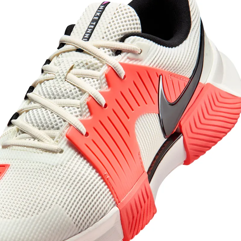 nikecourt IQ5181-100