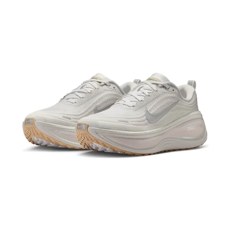nike-vomero-plus IO4323-001