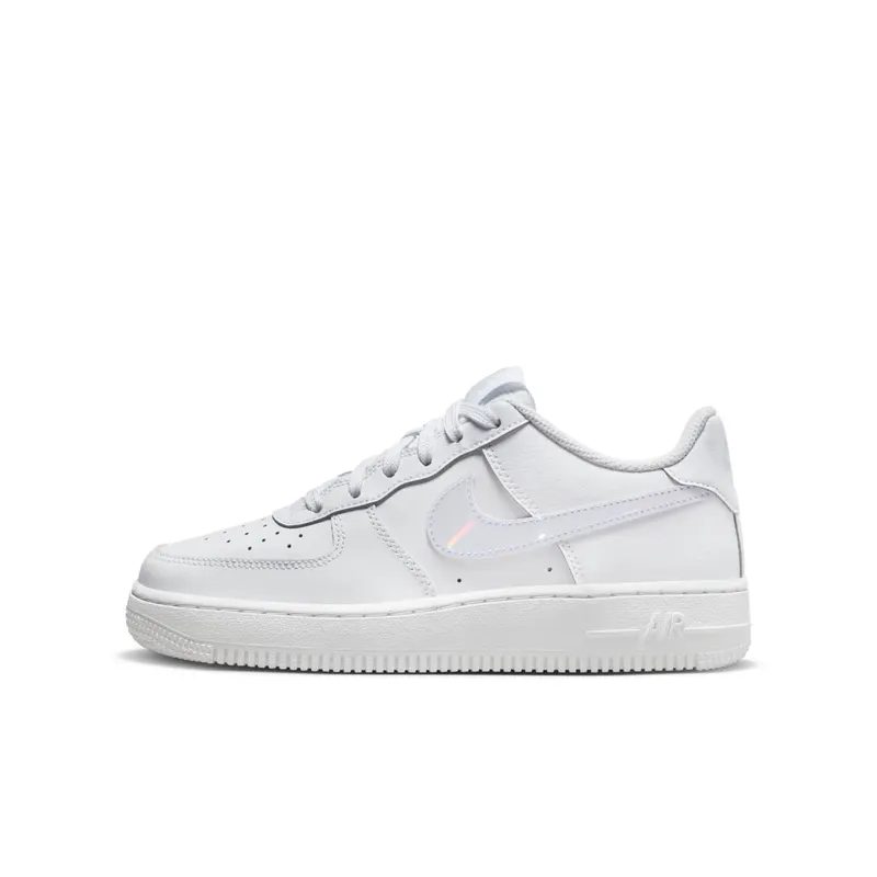 Nike Air Force 1 Older Kids’ White (CT3839-106)