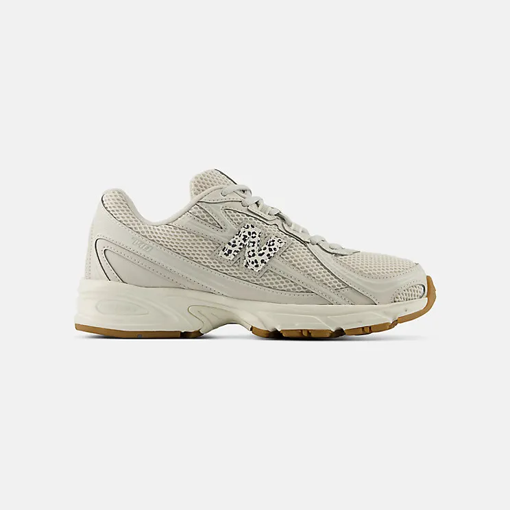New Balance 740 “Safari Moonbeam Gum” (U7407KF)