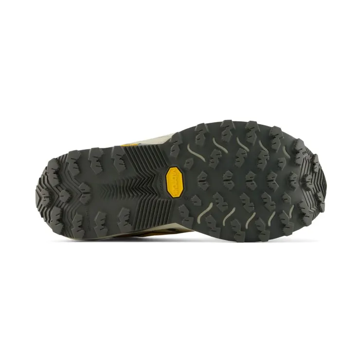 new-balance-fuelcell-rebel WRBT6G2