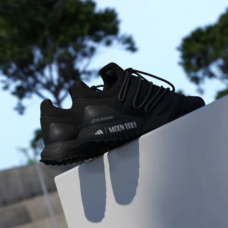 Adidas ADIDAS X MOON BOOT ULTRABOOST 1.0 Core Black / Black Reflective / Semi Lucid Red (JP7685)