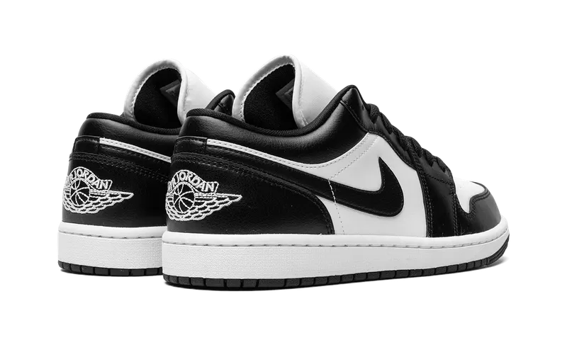 Air Jordan 1 Low “Panda” (DC0774-101)