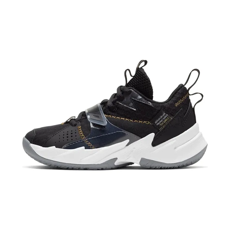 Jordan Why Not Zer0.3 BP ‘The Family’ Black/Metallic Gold/White (CD5805-001)