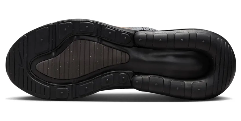 nike-air-max FN7811-001