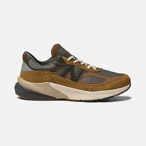 New Balance 990v6 Carhartt WIP Sculpture Center (M990CH6)