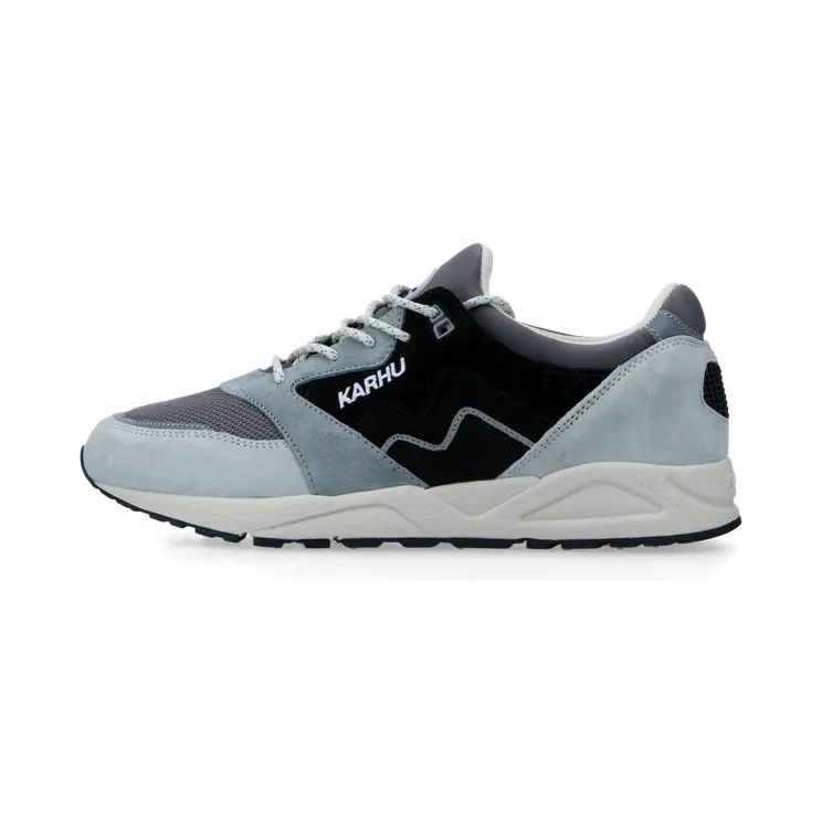 Karhu Aria 95 (dawn blue / jet black) – F803122