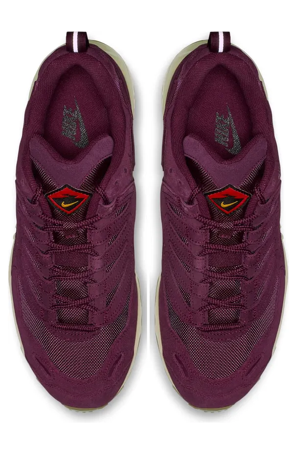 nike-air-humara AO8287-600