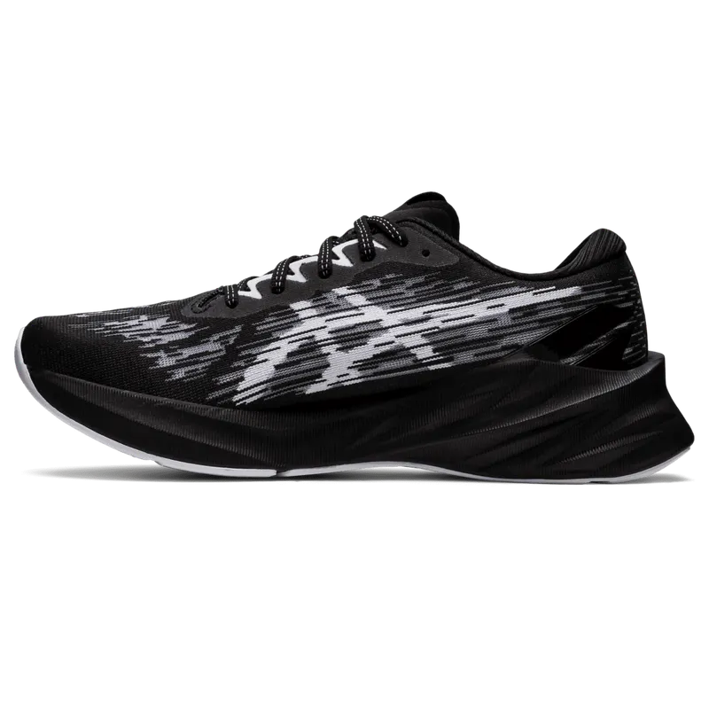 Asics NOVABLAST 3 Black/White (1011B458.002)