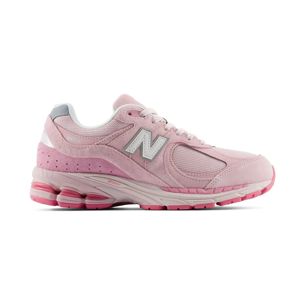 New Balance 2002R Rose (M2002RCR)