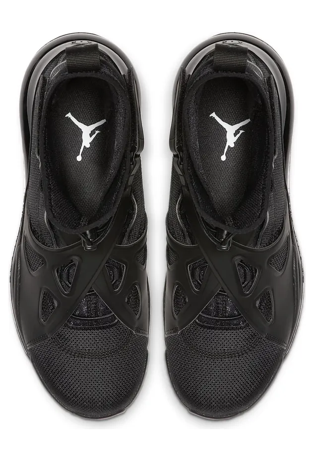 jordan-air-latitude-720 AV5187-001