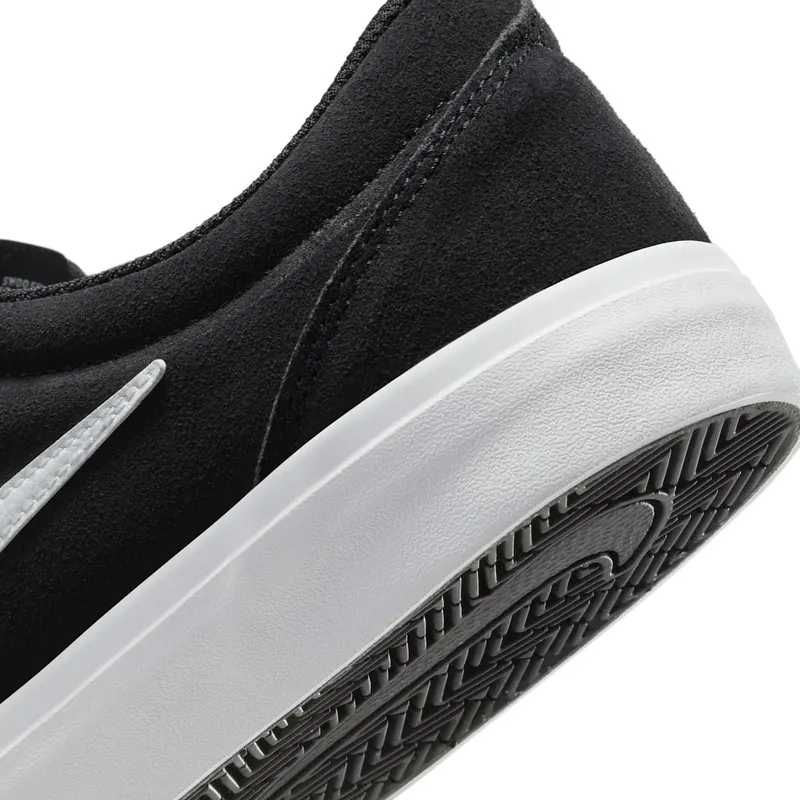 nike-sneaker IB2750-001
