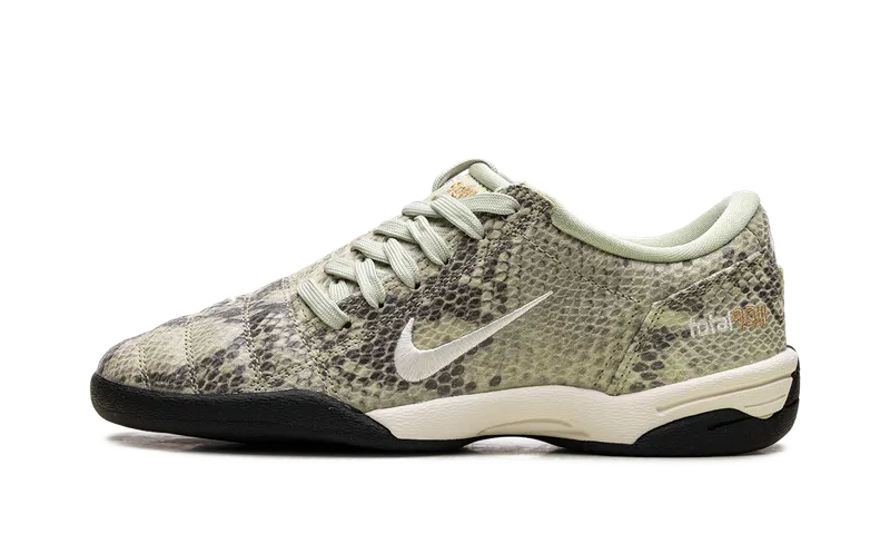 Nike Total 90 SE “Olive Aura Pale Ivory” (IB4204-301)