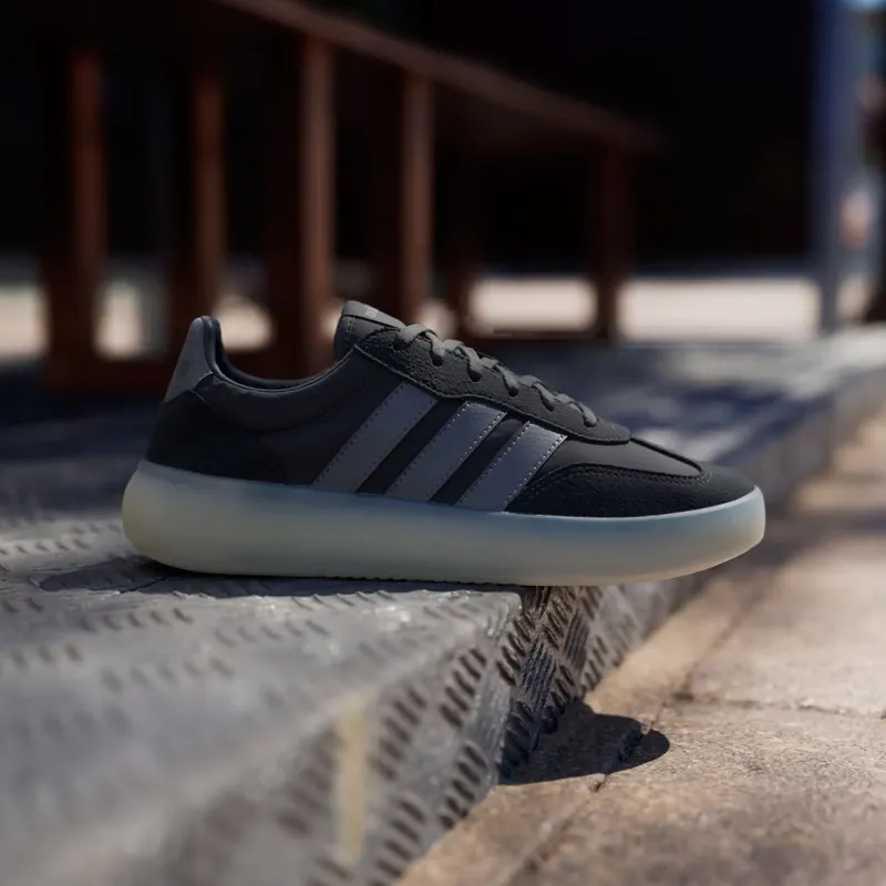 Adidas Barreda Decode Core Black / Iron Metallic / Carbon (JP9671)
