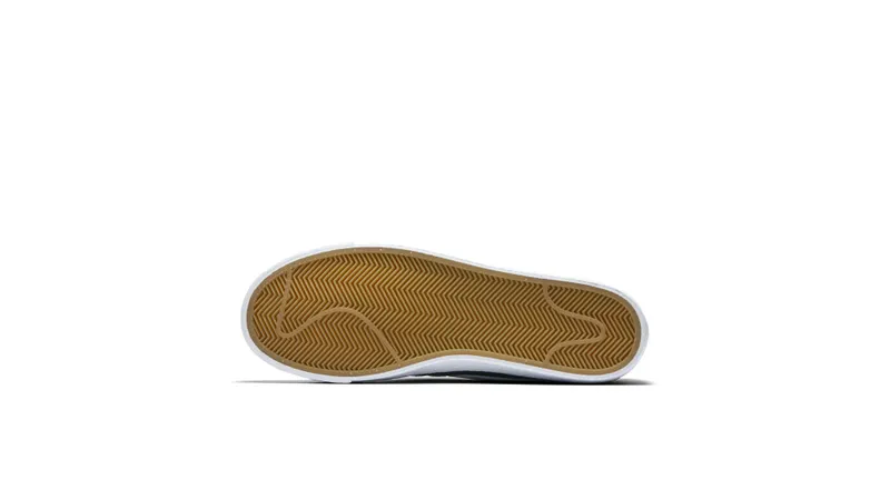 Nike SB Blazer Low Black White Black/White-Gum Light Brown (864347-019)