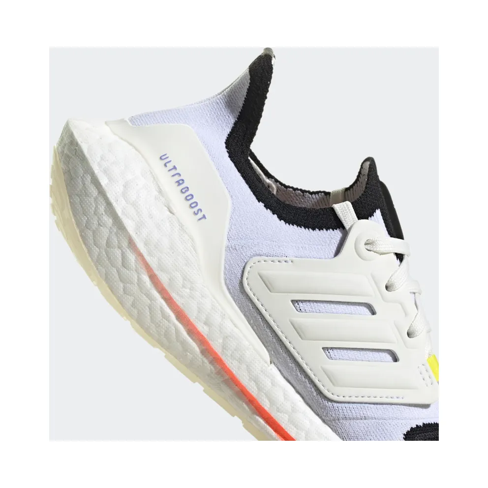 adidas Ultraboost 22 Core White / Core White / Solar Red (GX8017)