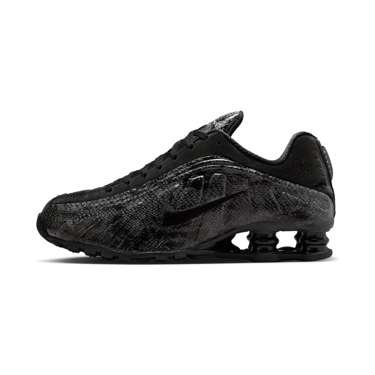 Nike Shox R4 “Black Snakeskin” (IM6050-001)