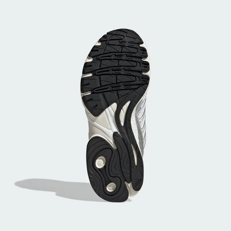 Adidas ADISTAR CONTROL 3 Shoes Cloud White / Silver Metallic / Core Black (KI8667)