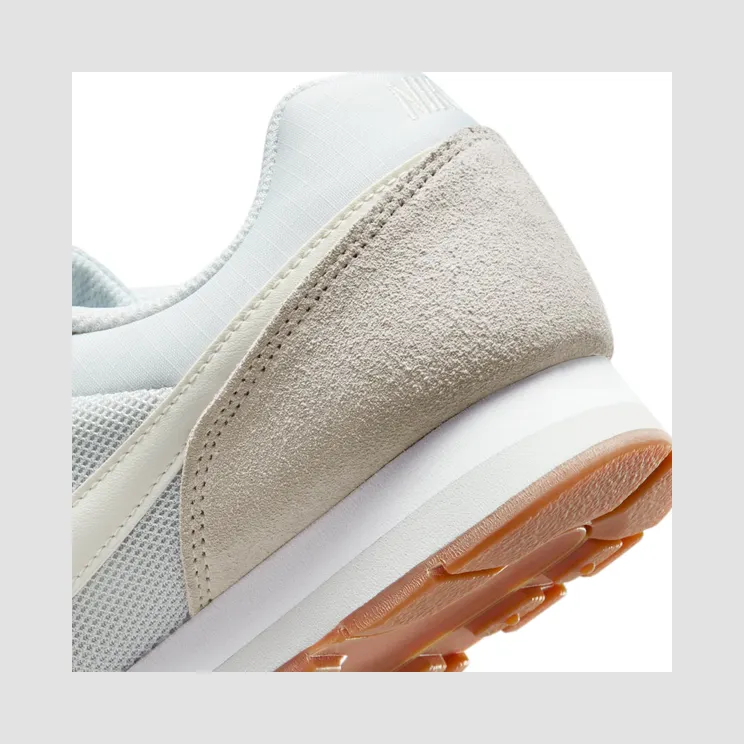 nike-md-runner-2 749869-019
