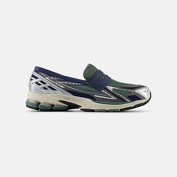 New Balance 1906L “Silver Metallic Dark Juniper” (U1906LOA)