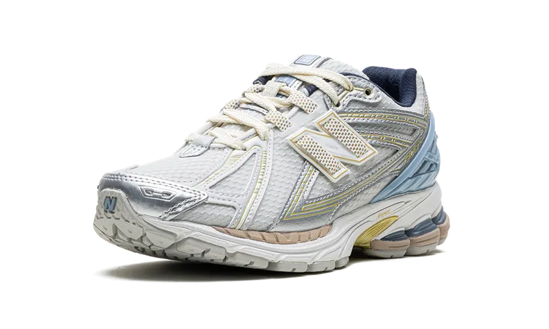 New Balance 1906R “Kith- White” (M1906RKC)
