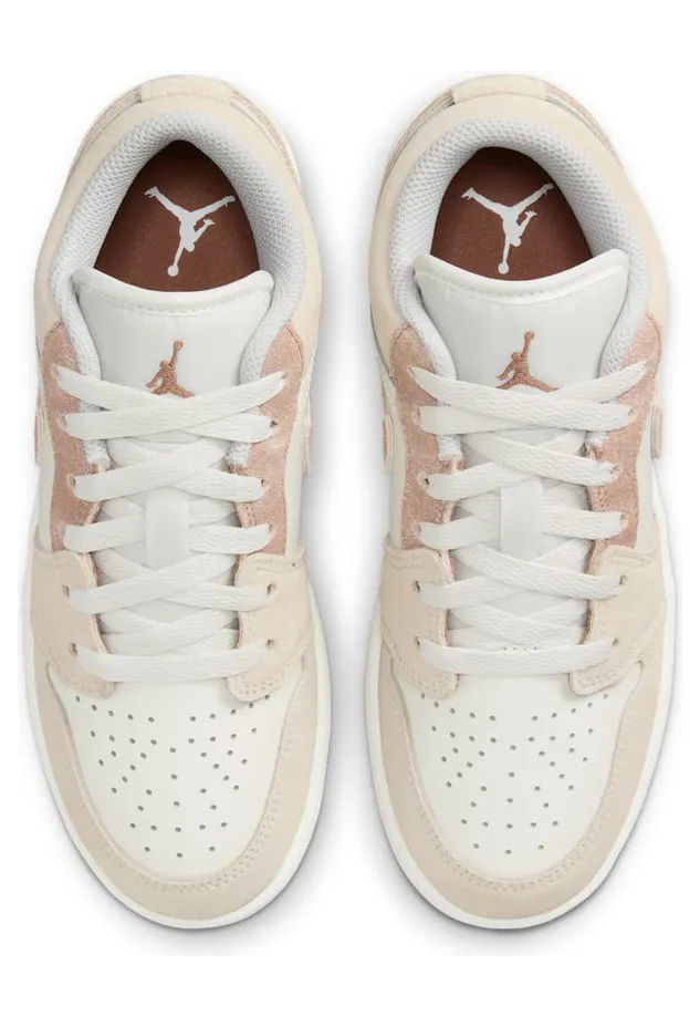 air-jordan-1 HF1863-200