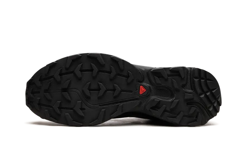Salomon S/Lab XT-6 Adv “Triple Black”: stealth-mode aan (4)