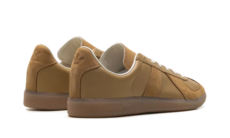 Adidas BW Army “Kith – Cardboard” (KH6549)