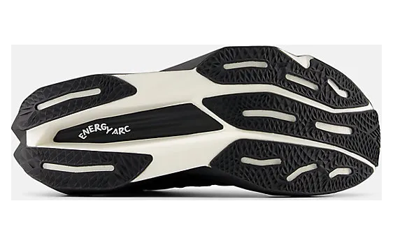 new-balance-fuelcell-supercomp-elite-v4 WRCELDV4