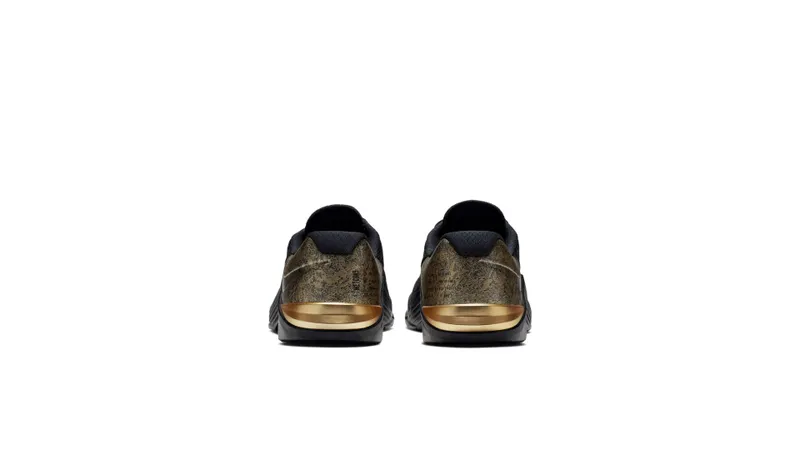 Nike Metcon 5 Medal Strong Black/Black-Metallic Gold (AT3144-070)