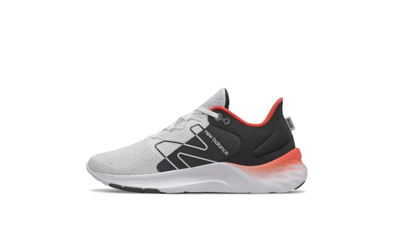 New Balance New Balance White/Black/Red (MROAVSW2)