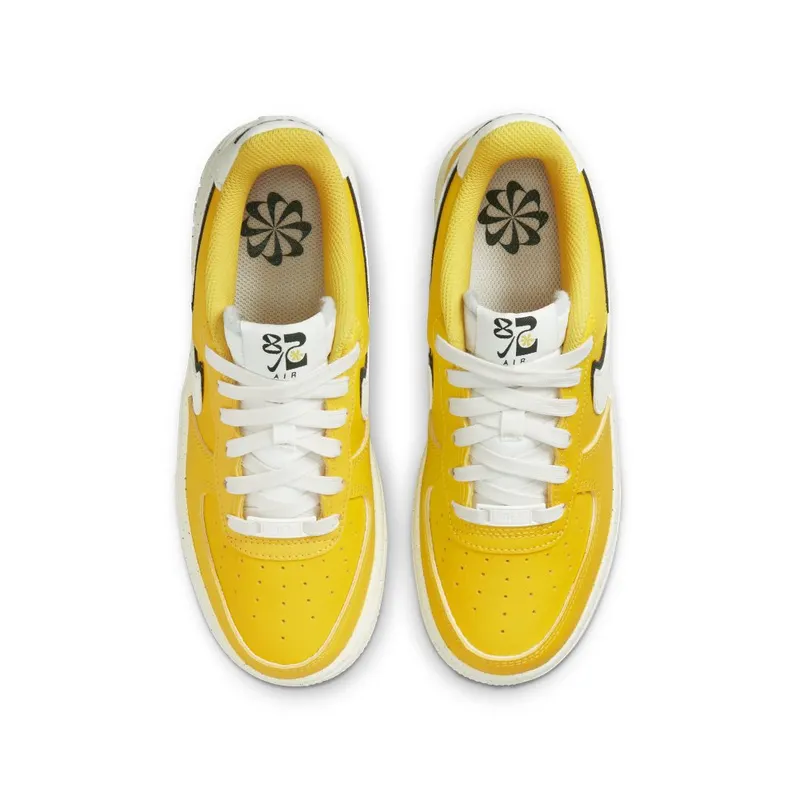 Nike Air Force 1 LV8 Older Kids’ Yellow (DQ0359-700)
