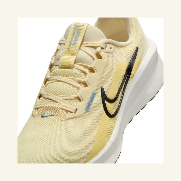 nike-downshifter FD6476-700