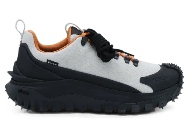 Moncler Trailgrip APEX GTX “White/Black” (M9888 4M000-20 033)