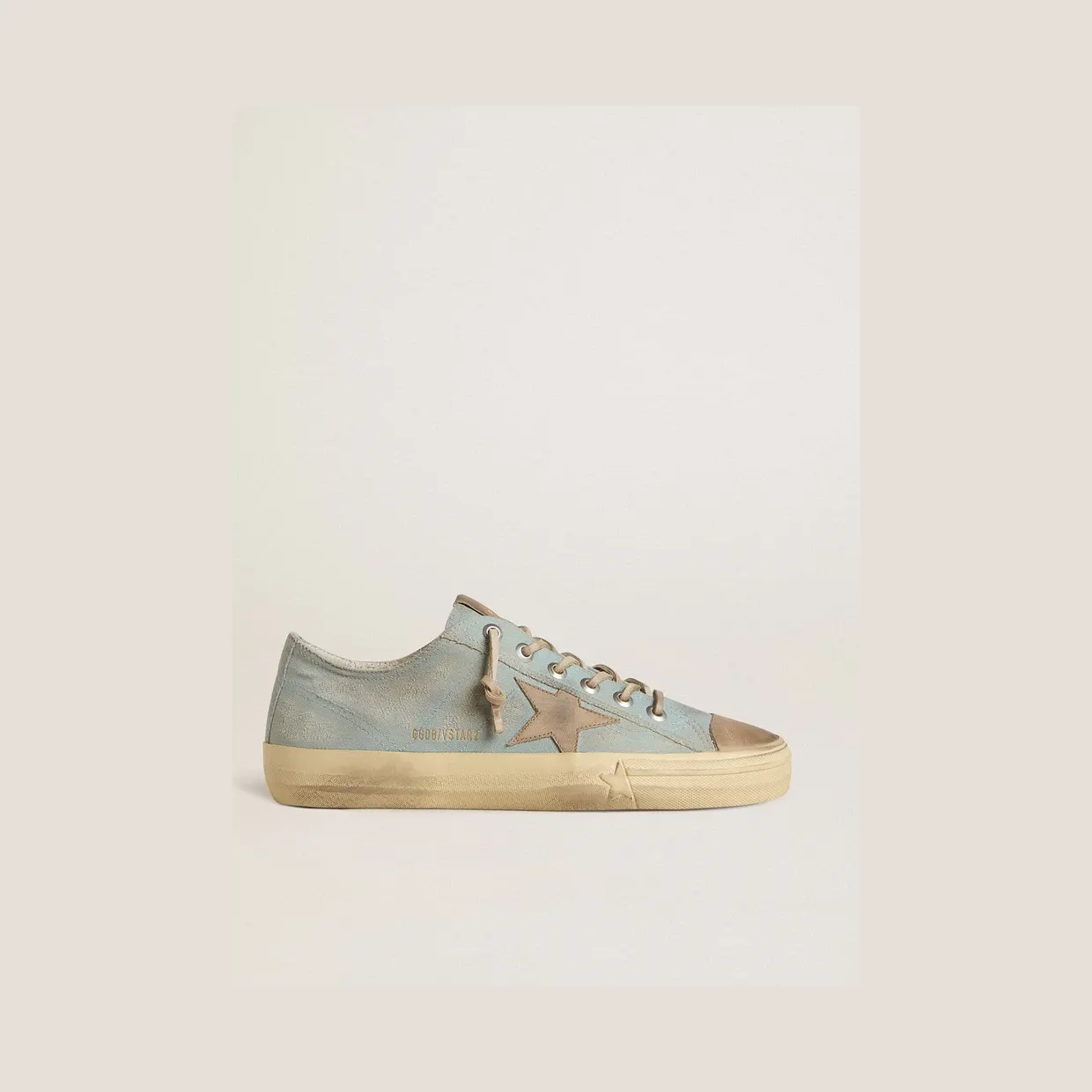 Golden Goose V-Star In Light Blue Canvas With Dove-Gray Leather Star (GMF00129.F007500.50934)