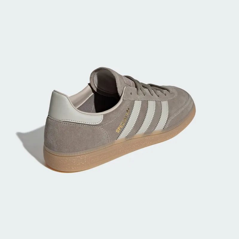 Adidas Handball Spezial “Clay”: aardse klassieker op een gumzool (5)
