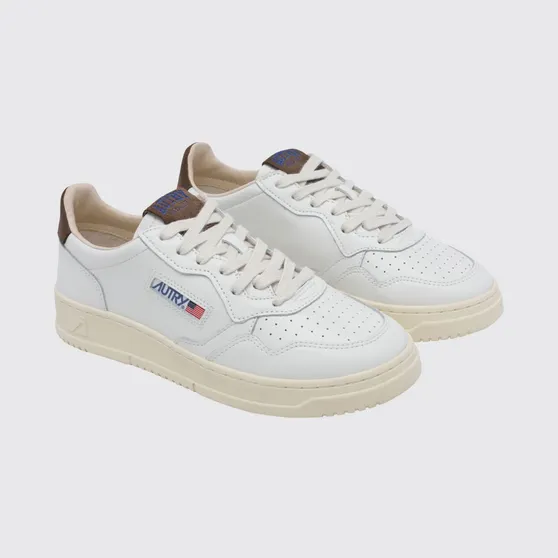 Autry Medalist Low Top Trainers in Bicolour Leather and Suede White 1 (AULMHJ03)