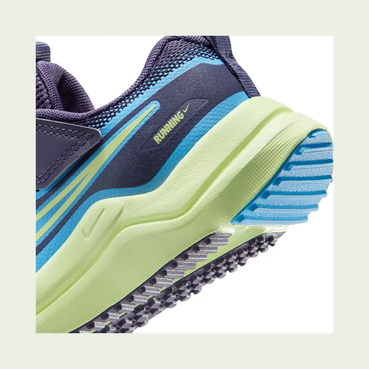 nike-cosmic-runner IQ9313-573