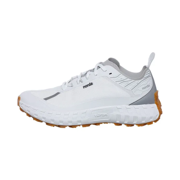 norda the 001 White / Gum (1002)