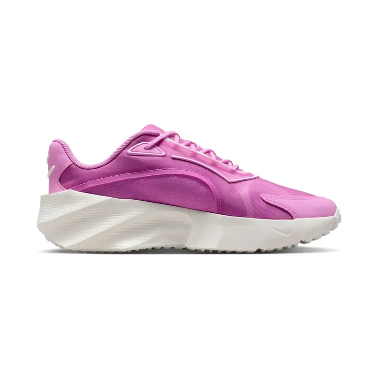 nike-aura-edge HQ7025-501