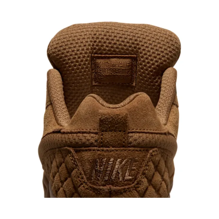 nike-sneaker IQ6827-200