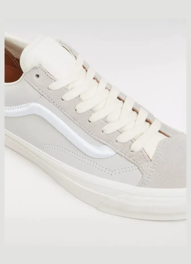 vans-style VN000CR3CPN